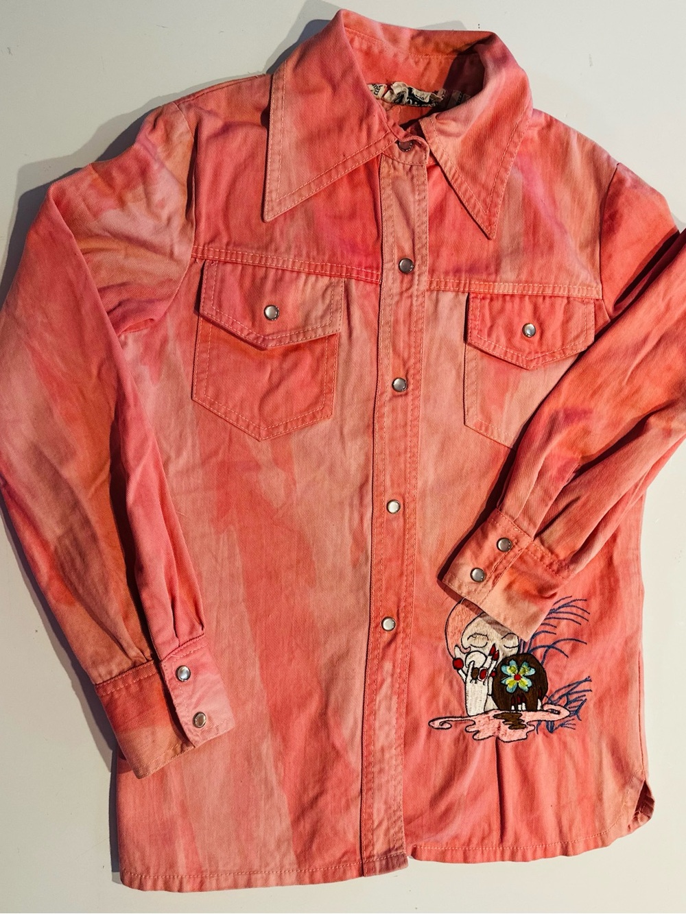 Young East Women's Sz 9/10 Button Down Shirt Pink Embroidered Punk, Biker Moto